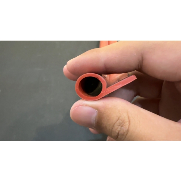 矽膠條、矽膠實心方條、矽膠實心圓條、矽膠迫緊條、矽膠U型夾條、耐熱矽膠條、耐高溫氣密條、矽膠密封條